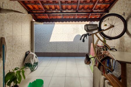 Casa para alugar com 88m², 2 quartos e 2 vagasQuintal