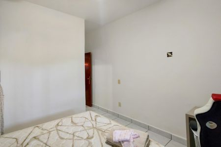 Casa para alugar com 88m², 2 quartos e 2 vagasSuite