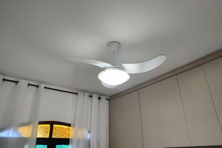 Casa para alugar com 88m², 2 quartos e 2 vagasSuite