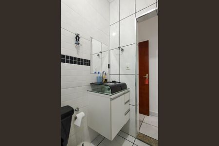 Casa para alugar com 88m², 2 quartos e 2 vagasBanheiro da Suíte