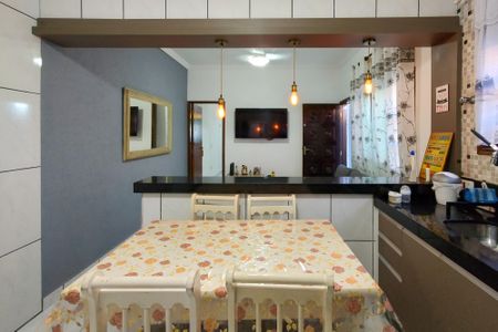 Casa para alugar com 88m², 2 quartos e 2 vagasCozinha