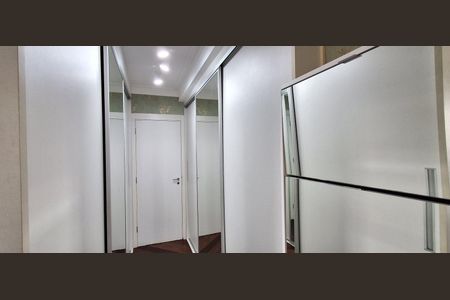 Apartamento à venda com 147m², 3 quartos e 3 vagas Apartamento à venda com 147m², 3 quartos e 3 vagasCloset