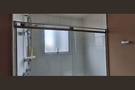 Apartamento à venda com 147m², 3 quartos e 3 vagas Apartamento à venda com 147m², 3 quartos e 3 vagasBanheiro Suíte Master