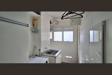 Apartamento à venda com 147m², 3 quartos e 3 vagas Apartamento à venda com 147m², 3 quartos e 3 vagasÁrea de Serviço