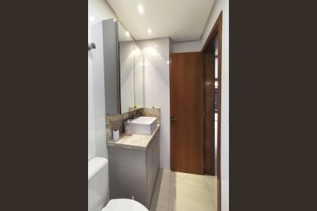 Apartamento à venda com 60m², 2 quartos e sem vaga Apartamento à venda com 60m², 2 quartos e sem vagaBanheiro 2