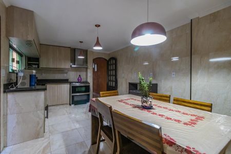 Casa à venda com 190m², 4 quartos e 1 vagaCozinha