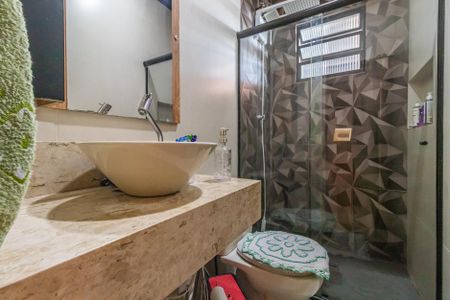 Casa à venda com 190m², 4 quartos e 1 vagaBanheiro da Suíte