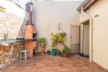 Casa à venda com 190m², 4 quartos e 1 vagaChurrasqueira