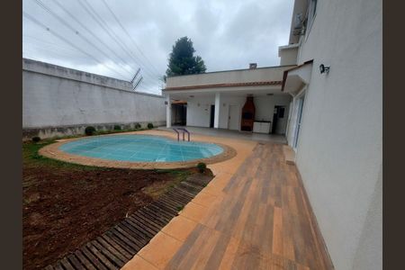 Casa à venda com 304m², 4 quartos e 3 vagas