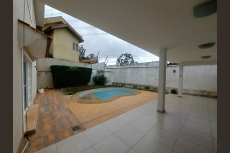Casa à venda com 304m², 4 quartos e 3 vagas