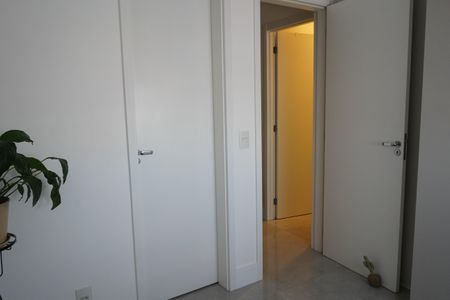 Apartamento à venda com 119m², 3 quartos e 2 vagasSuíte 2