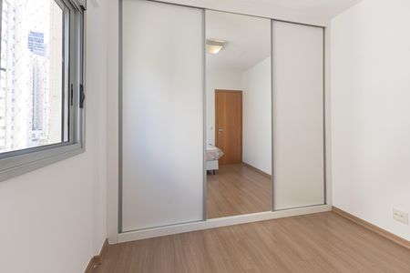 Apartamento para alugar com 69m², 2 quartos e 2 vagas Apartamento para alugar com 69m², 2 quartos e 2 vagasQuarto 2