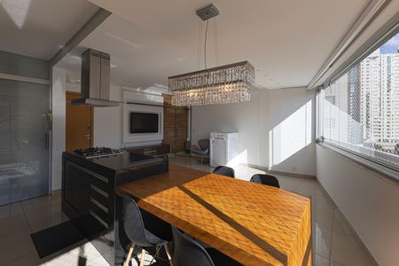 Apartamento para alugar com 69m², 2 quartos e 2 vagas Apartamento para alugar com 69m², 2 quartos e 2 vagasCozinha