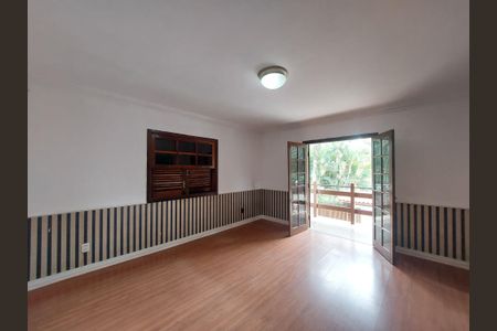 Casa à venda com 486m², 4 quartos e 4 vagas Casa à venda com 486m², 4 quartos e 4 vagasSuíte 1