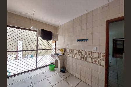 Casa à venda com 486m², 4 quartos e 4 vagas Casa à venda com 486m², 4 quartos e 4 vagasÁrea de Serviço