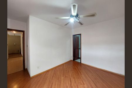 Casa à venda com 486m², 4 quartos e 4 vagas Casa à venda com 486m², 4 quartos e 4 vagasSuíte 2