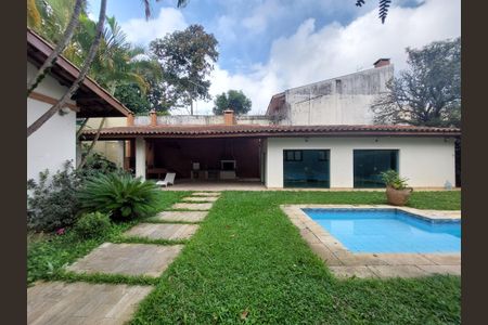 Casa à venda com 486m², 4 quartos e 4 vagas Casa à venda com 486m², 4 quartos e 4 vagasÁrea de Lazer