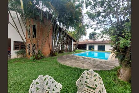 Casa à venda com 486m², 4 quartos e 4 vagas Casa à venda com 486m², 4 quartos e 4 vagasÁrea de Lazer