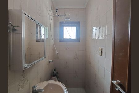 Casa à venda com 486m², 4 quartos e 4 vagas Casa à venda com 486m², 4 quartos e 4 vagasBanheiro de Serviço