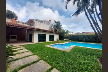 Casa à venda com 486m², 4 quartos e 4 vagas Casa à venda com 486m², 4 quartos e 4 vagasÁrea de Lazer
