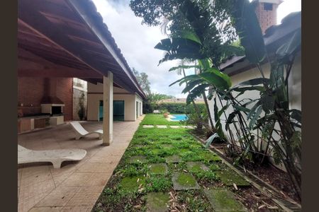 Casa à venda com 486m², 4 quartos e 4 vagas Casa à venda com 486m², 4 quartos e 4 vagasÁrea de Lazer