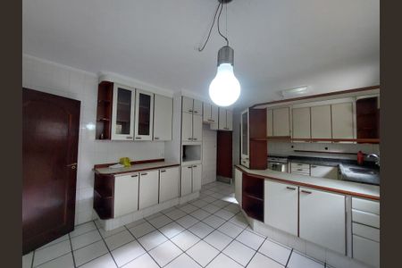 Casa à venda com 486m², 4 quartos e 4 vagas Casa à venda com 486m², 4 quartos e 4 vagasCopa