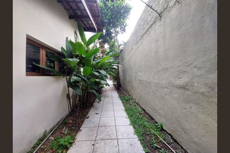 Casa à venda com 486m², 4 quartos e 4 vagas Casa à venda com 486m², 4 quartos e 4 vagasÁrea de Lazer