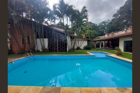 Casa à venda com 486m², 4 quartos e 4 vagas Casa à venda com 486m², 4 quartos e 4 vagasÁrea de Lazer