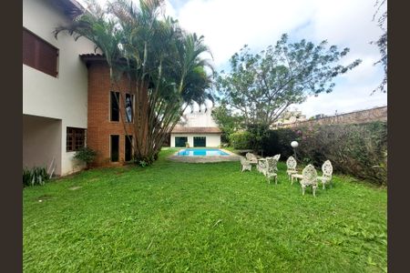 Casa à venda com 486m², 4 quartos e 4 vagas Casa à venda com 486m², 4 quartos e 4 vagasÁrea de Lazer