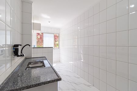 Apartamento para alugar com 62m², 2 quartos e 1 vaga Apartamento para alugar com 62m², 2 quartos e 1 vagaCozinha e área de serviço