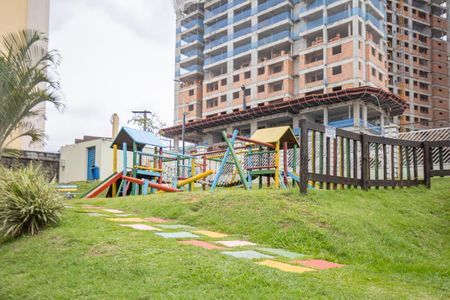 Apartamento para alugar com 62m², 2 quartos e 1 vaga Apartamento para alugar com 62m², 2 quartos e 1 vagaÁrea comum - Playground