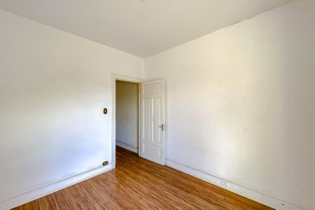 Casa à venda com 300m², 3 quartos e 2 vagasQuarto 3 - Suíte