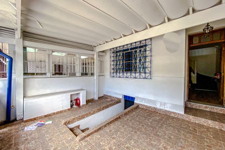 Casa à venda com 300m², 3 quartos e 2 vagasGaragem