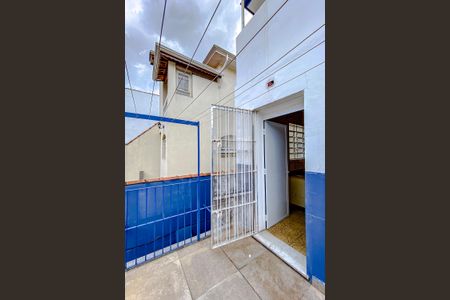 Casa à venda com 300m², 3 quartos e 2 vagasÁrea externa