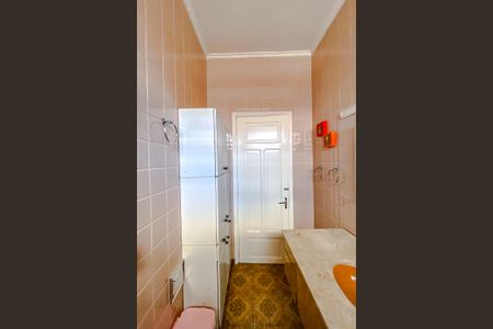 Casa à venda com 300m², 3 quartos e 2 vagasBanheiro