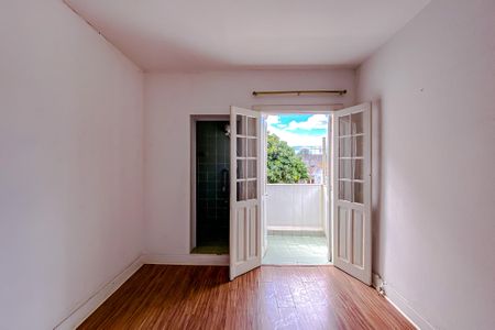 Casa à venda com 300m², 3 quartos e 2 vagasQuarto 3 - Suíte