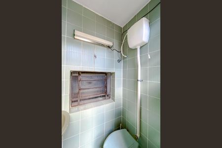 Casa à venda com 300m², 3 quartos e 2 vagasBanheiro de serviço