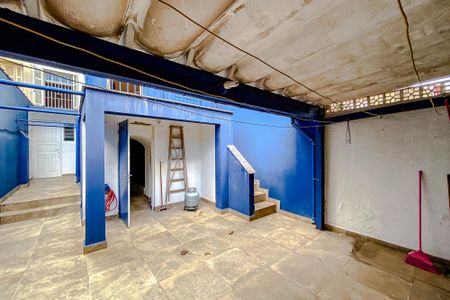 Casa à venda com 300m², 3 quartos e 2 vagasÁrea externa