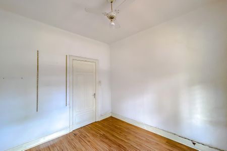 Casa à venda com 300m², 3 quartos e 2 vagasQuarto 1