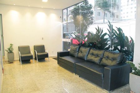 Apartamento para alugar com 44m², 2 quartos e 1 vagaHall social