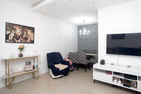 Apartamento à venda com 67m², 2 quartos e sem vagaSala