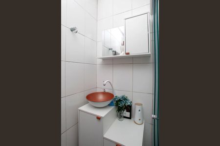 Apartamento à venda com 67m², 2 quartos e sem vagaBanheiro