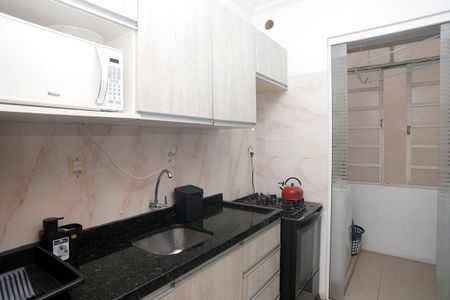 Apartamento à venda com 67m², 2 quartos e sem vagaCozinha e Área de Serviço
