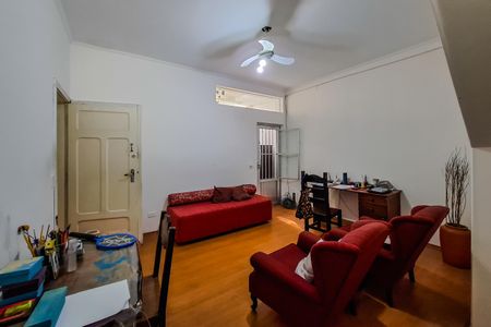 Casa à venda com 247m², 8 quartos e 1 vagaSala de Estar