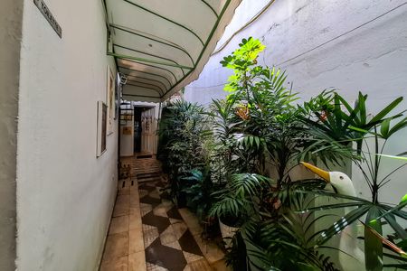 Casa à venda com 247m², 8 quartos e 1 vagaCorredor externo