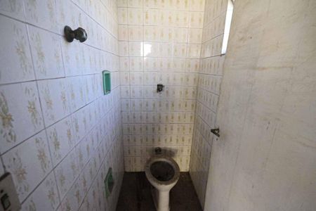 Casa à venda com 220m², 3 quartos e 3 vagasBanheiro de serviço