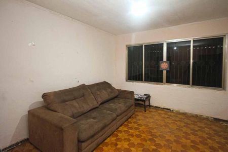 Casa à venda com 220m², 3 quartos e 3 vagasSala