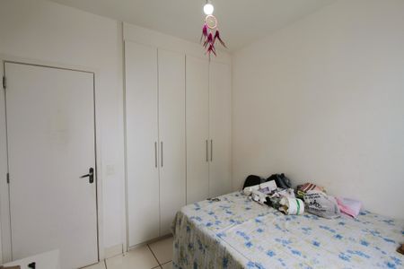 Apartamento à venda com 78m², 3 quartos e 2 vagasQuarto 2