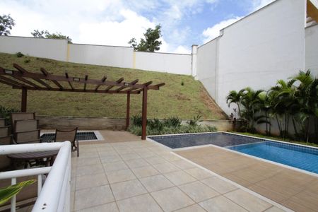 Apartamento à venda com 78m², 3 quartos e 2 vagasÁrea comum - Piscina