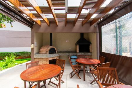 Apartamento à venda com 45m², 2 quartos e 1 vagaÁrea comum - Churrasqueira